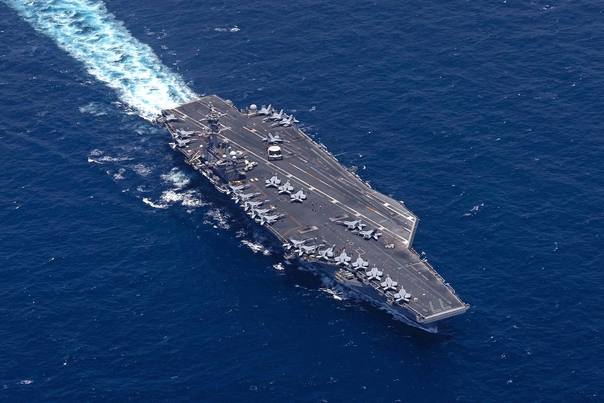 Авианосец «Джордж Буш». Обложка © X / U.S. Central Command