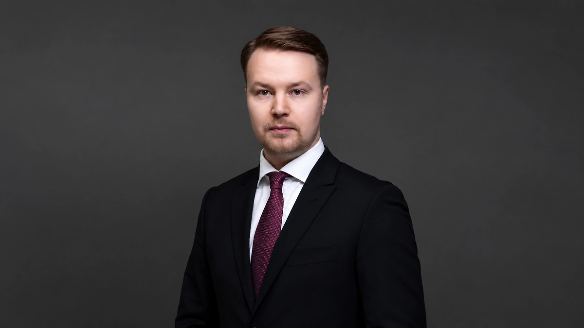 Сергей Яковлев. Обложка © Правительство Нижегородской области