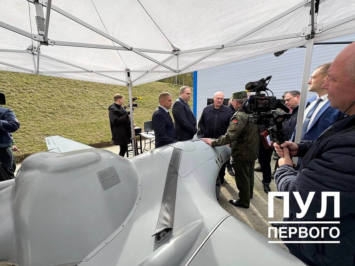 Александр Лукашенко на испытательном полигоне в Минской области. Фото © Telegram / Пул Первого