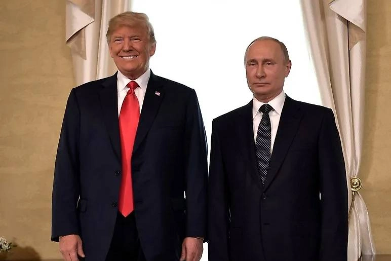 Дональд Трамп и Владимир Путин. Обложка © kremlin.ru