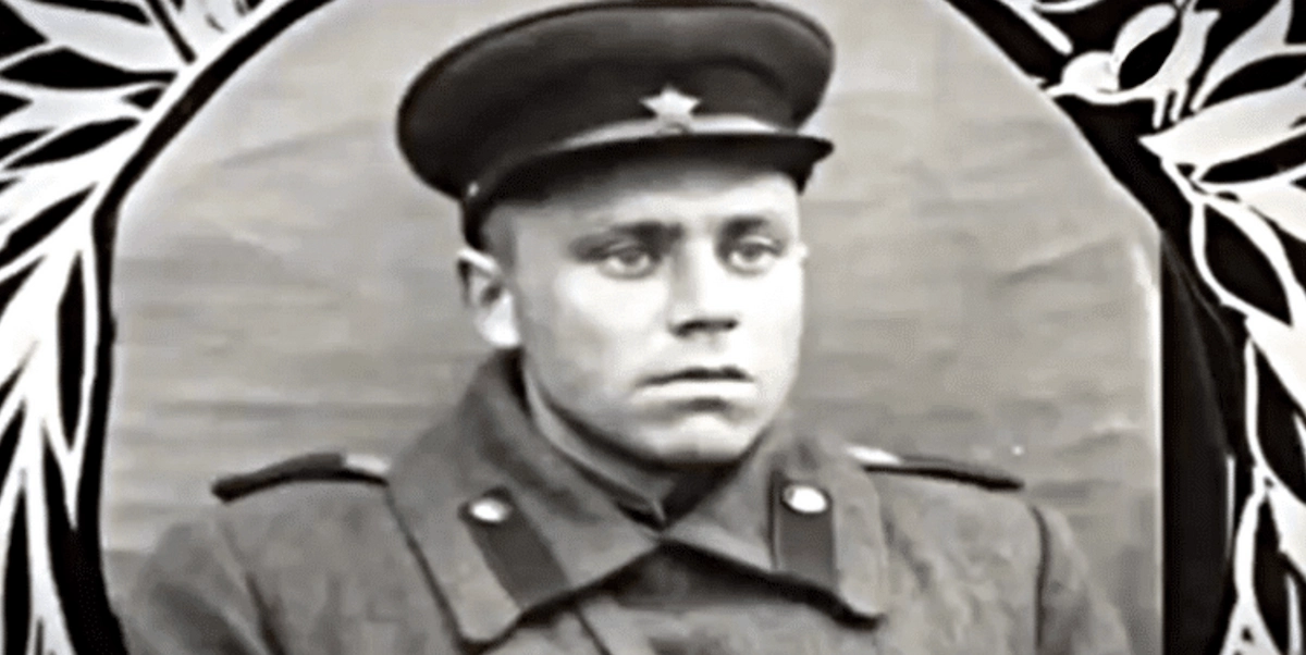 Семья Александра Юхновского: детство на Волыни. Красноармеец Александр Мироненко. Фото © Youtube / Центральное телевидение