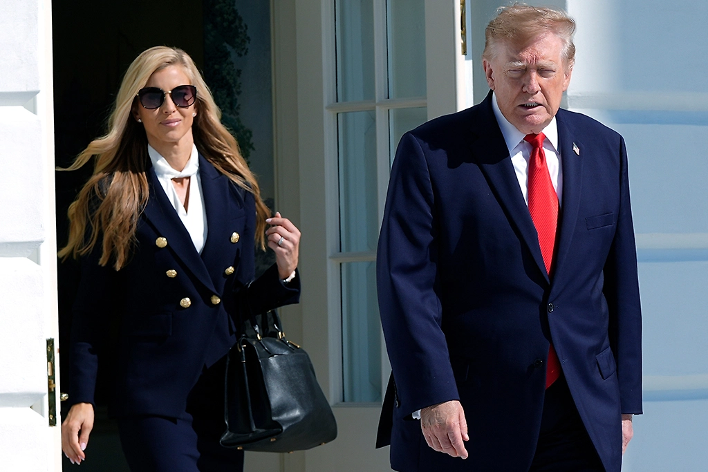 Кэти Закария поддерживала Дональда Трампа во время предвыборных кампаний и стала официальным представителем его администрации. Фото © ТАСС / Manuel Balce Ceneta / АР 