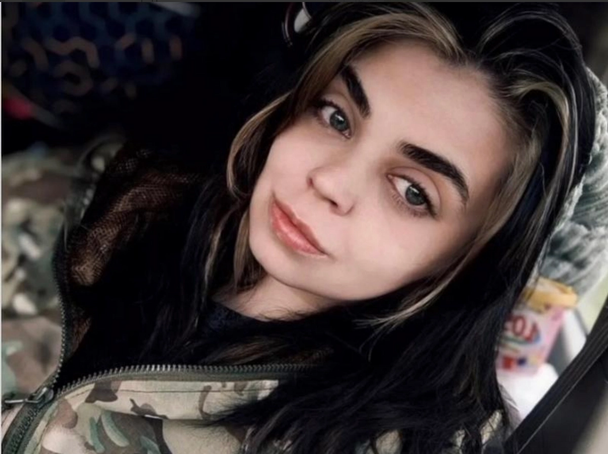 Обложка © Instagram (признан экстремистской организацией и запрещён на территории Российской Федерации) / shestandsua
