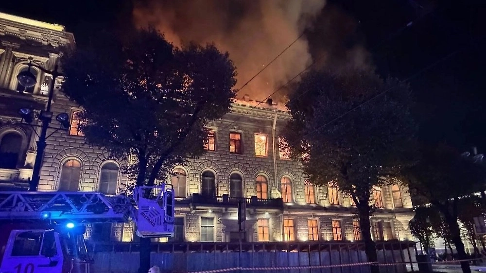 Обложка © MAX / МЧС Санкт-Петербурга