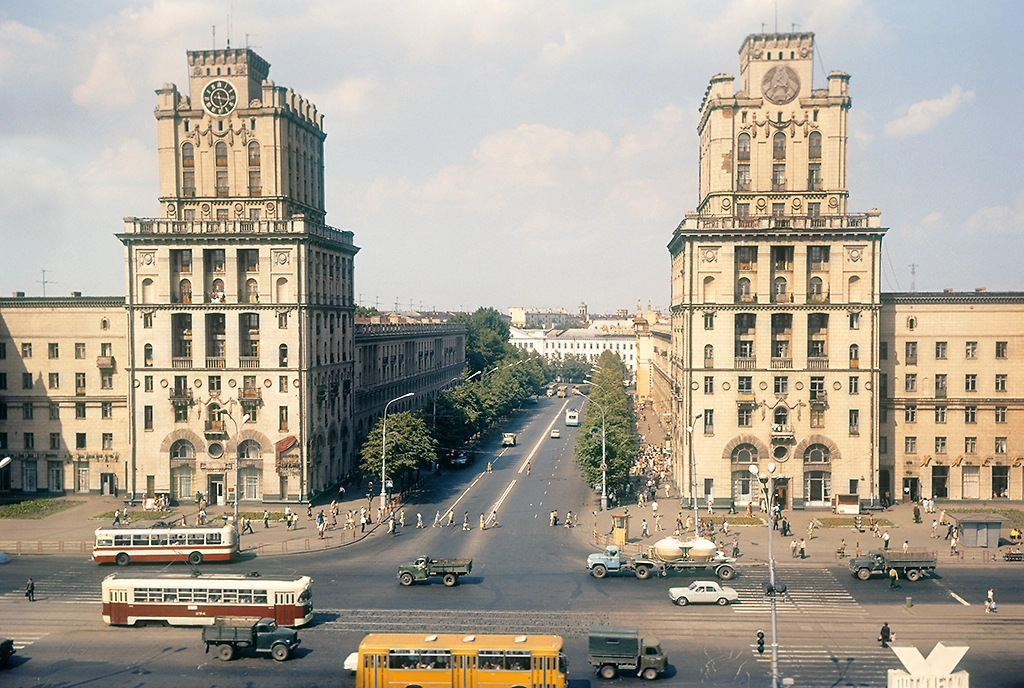 Минск летом 1976 года: автобусы и широкие проспекты. Фото © ТАСС / А. Михаленко
