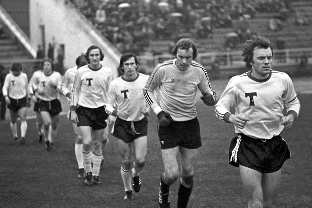 Чемпионат СССР по футболу 1976 года. Фото © ТАСС / Игорь Уткин