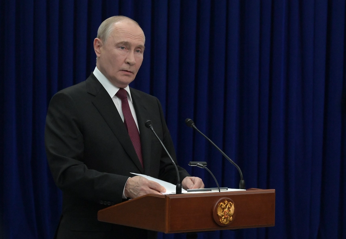 Владимир Путин. Обложка © Life.ru