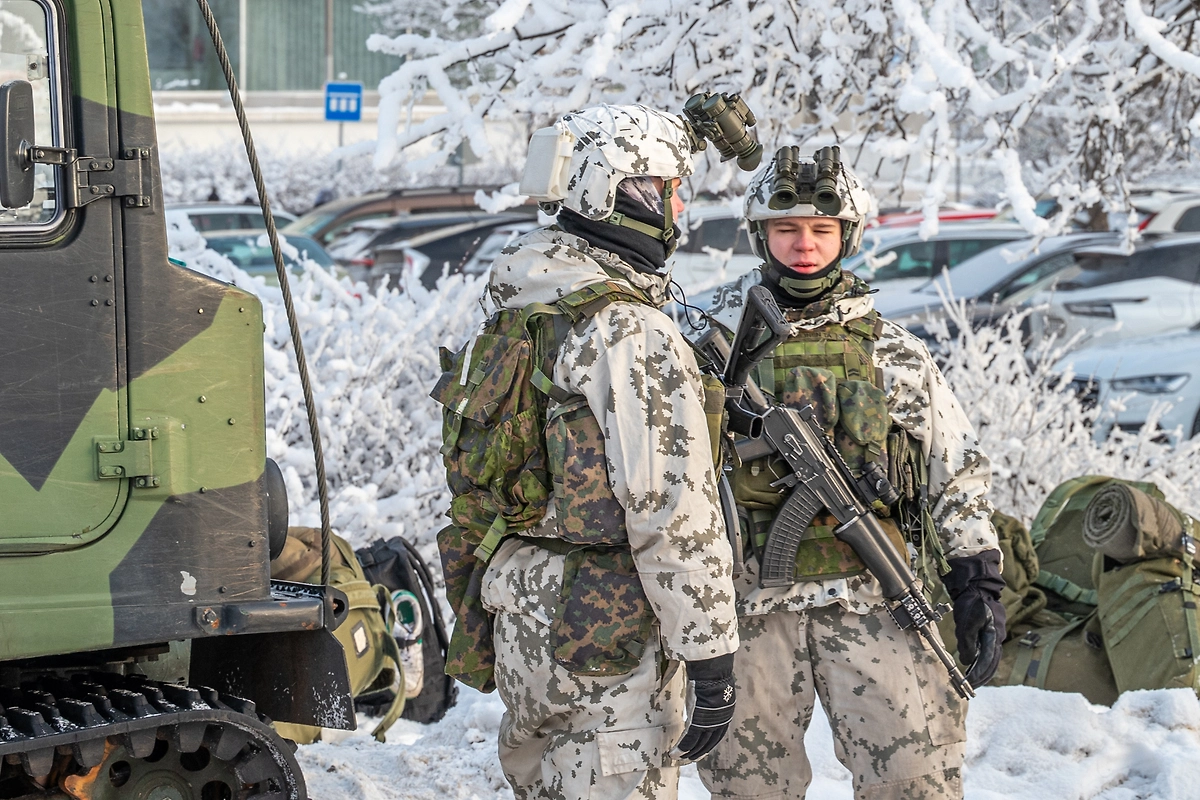 Обложка © Shutterstock / FOTODOM / Amateur007
