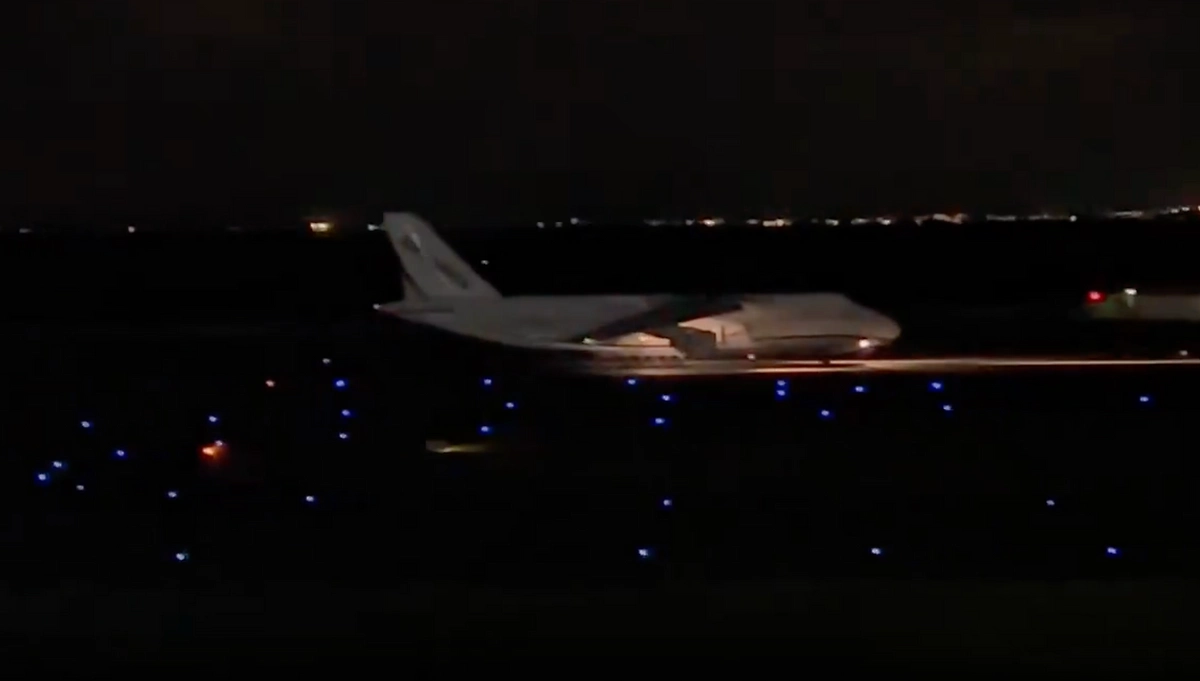 Обложка © FL360aero