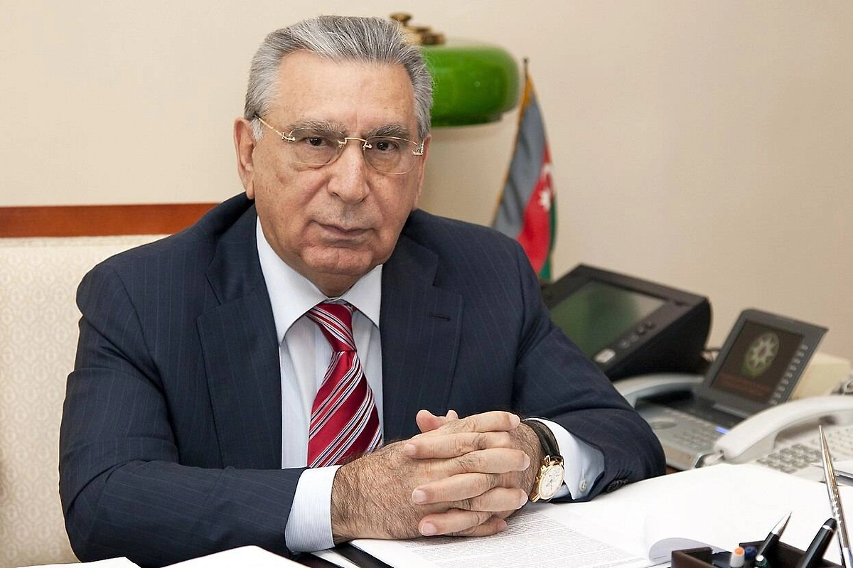 Обложка © Wikipedia / President.az