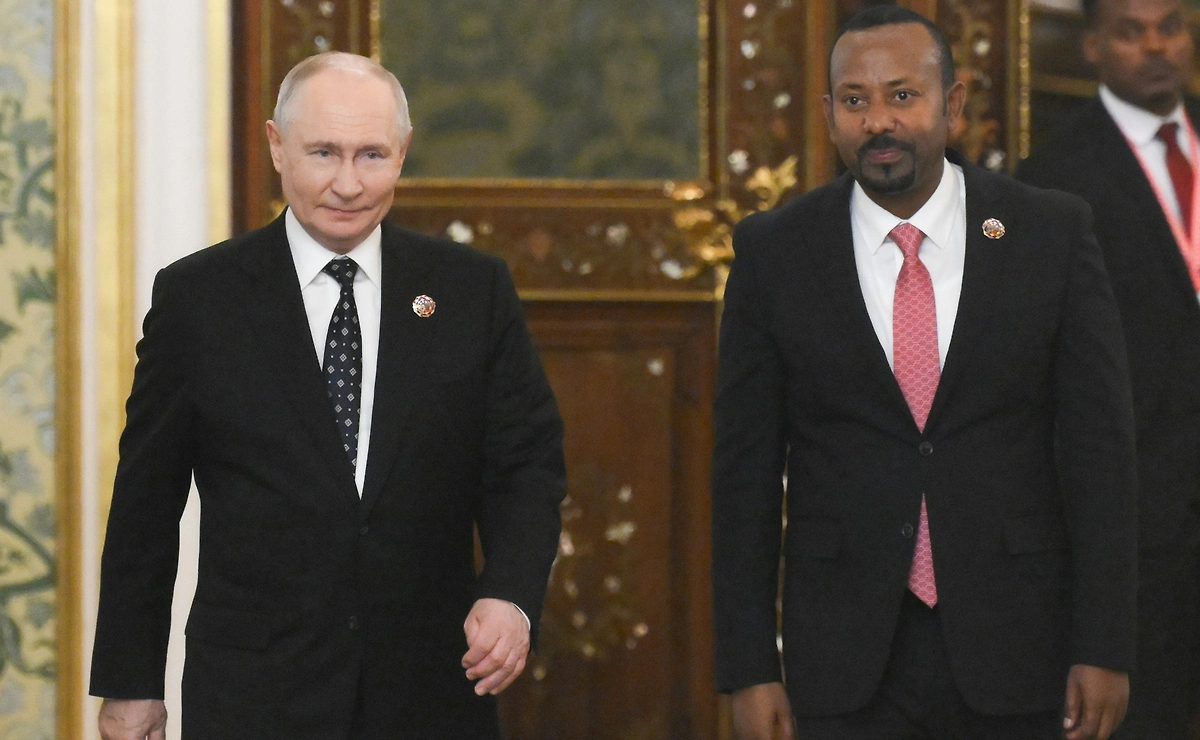 Владимир Путин и Аби Ахмед. Обложка © kremlin.ru