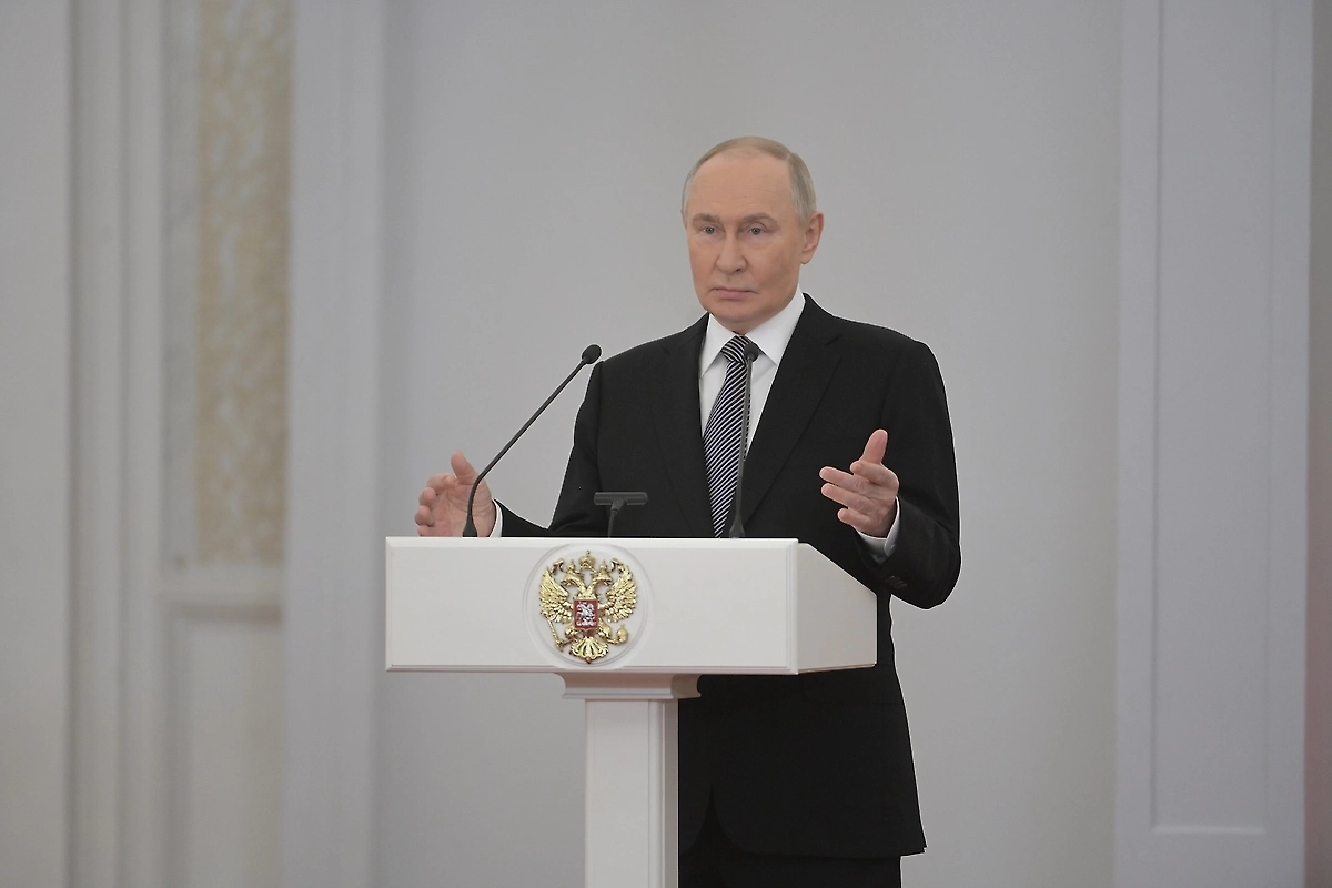 Владимир Путин. Обложка © Life.ru