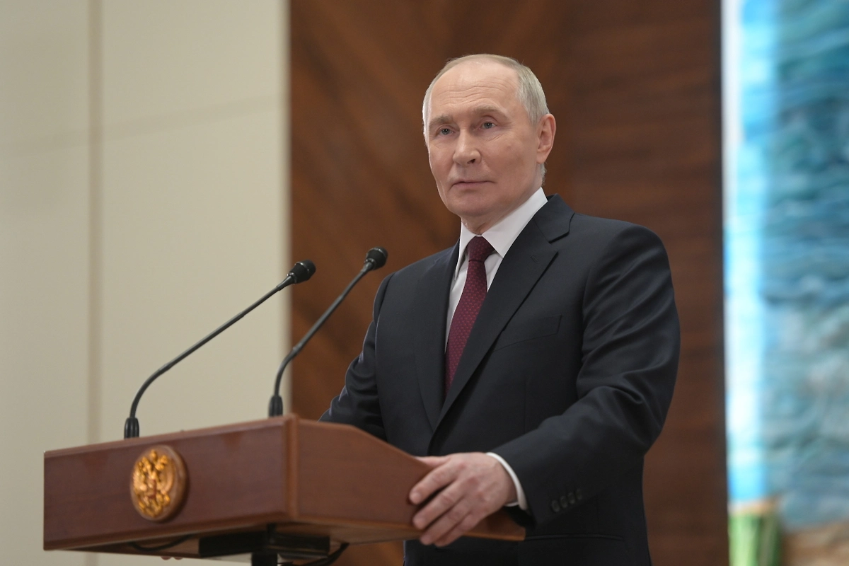 Владимир Путин. Обложка © Life.ru