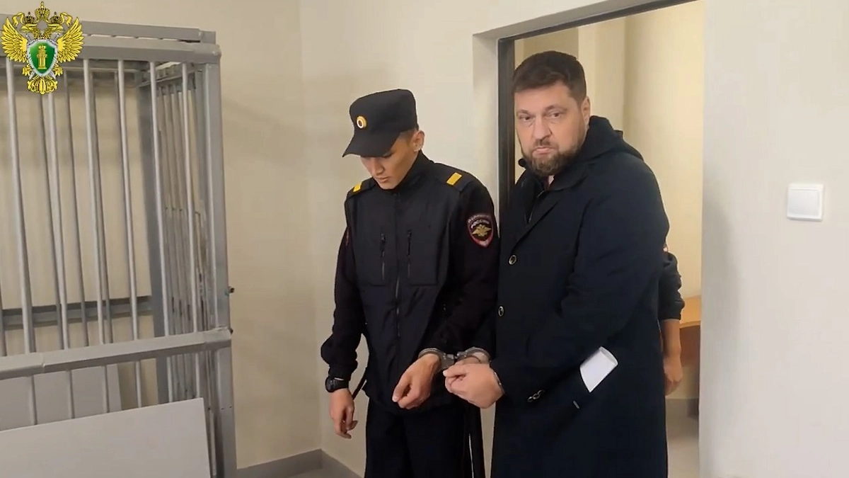 Экс-руководителя компании в Оренбуржье арестовали за взятку. Обложка © Telegram / Прокуратура Оренбургской области