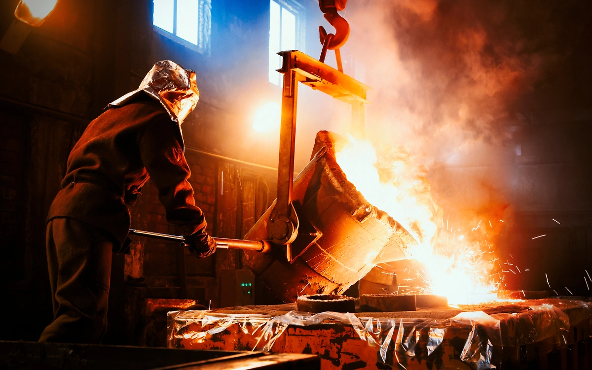 Обложка © Shutterstock / FOTODOM / Panksvatouny