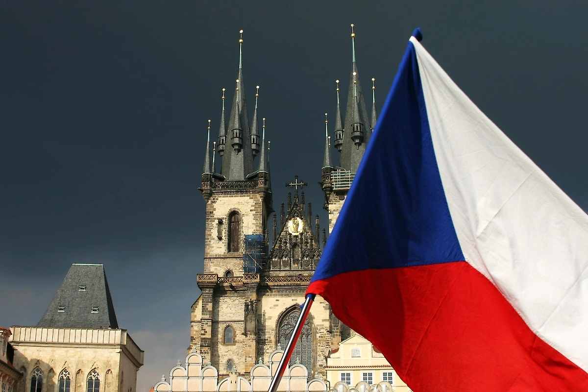 Обложка © Shutterstock / FOTODOM / Natalie Hora