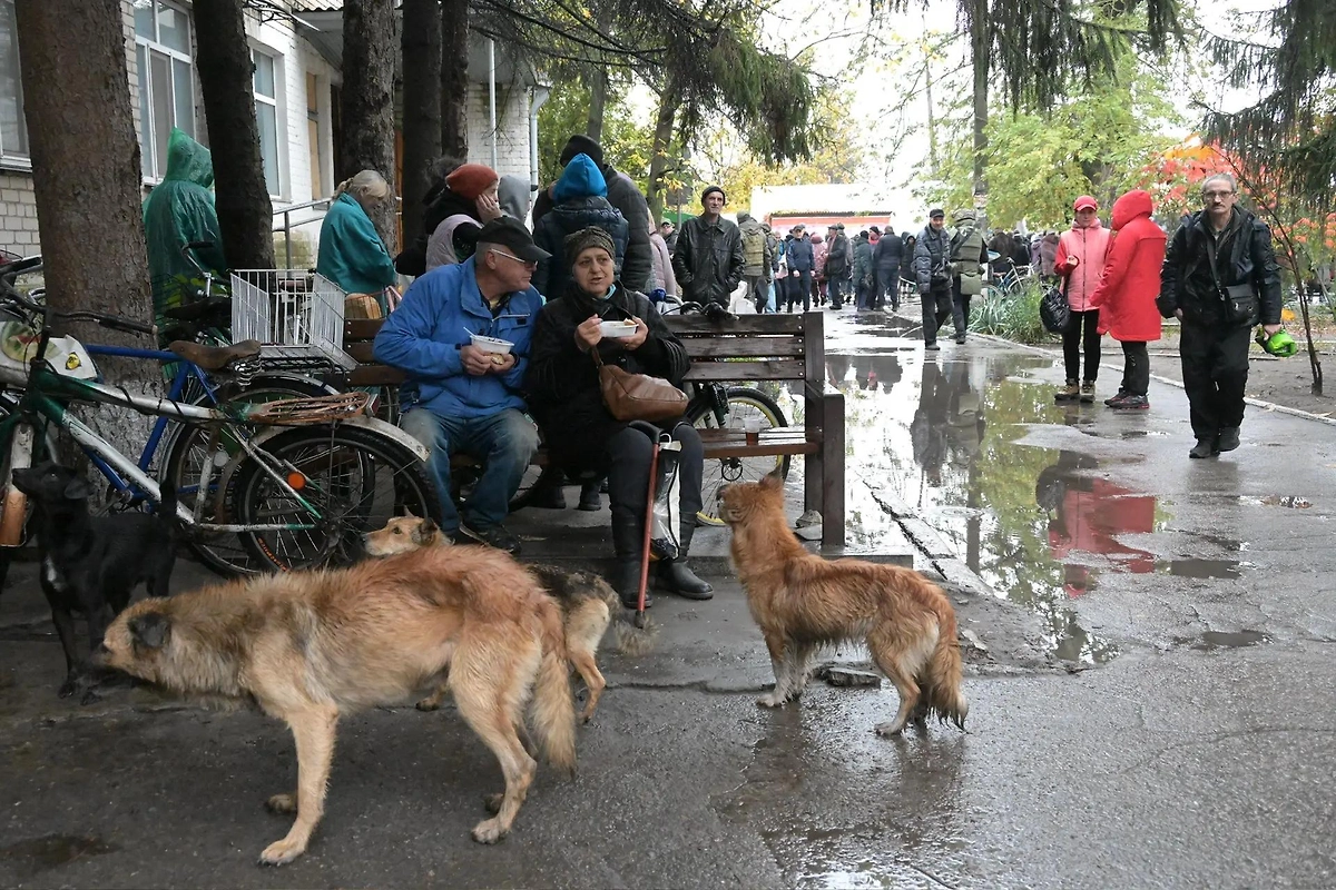 Гуманитарная миссия в Алешках. Фото © Life.ru
