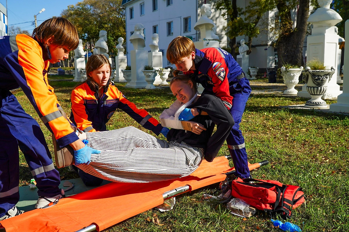 В Анапе назвали победителей Всероссийских соревнований юных спасателей. Фото © Пресс-служба ВСКС Ксения Величко
