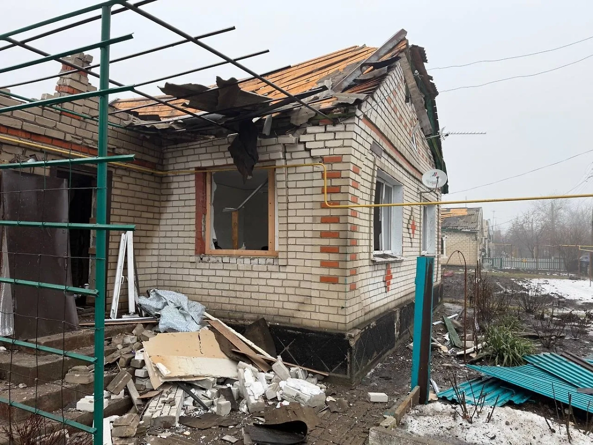 Последствия атаки ВСУ на посёлок Центральный в ЛНР. Фото © MAX / Леонид Пасечник