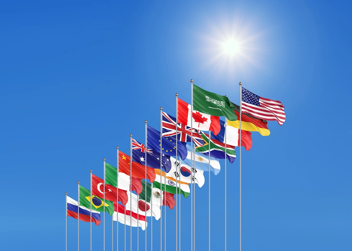 Обложка © Shutterstock / FOTODOM / J_UK