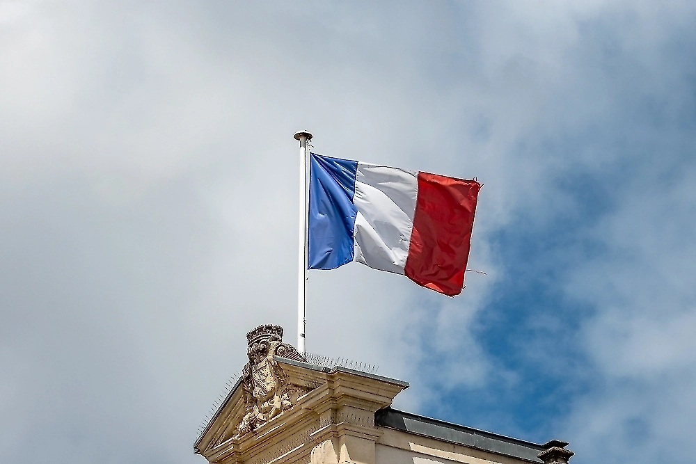 Обложка © Shutterstock / FOTODOM / barmalini