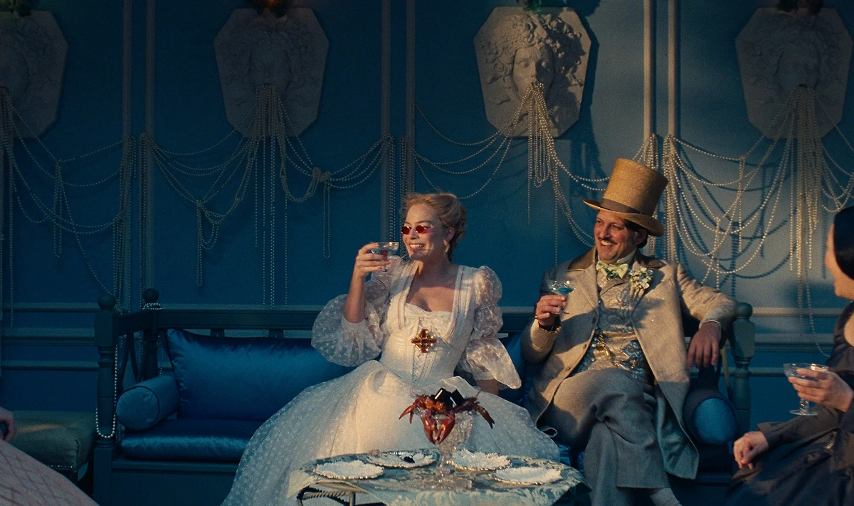 Фото &nbsp;©&nbsp;Кадр из фильма «Грозовой перевал», режиссёр Эмеральд Феннел, сценаристы&nbsp;Эмеральд Феннел, Эмили Бронте / Kinopoisk