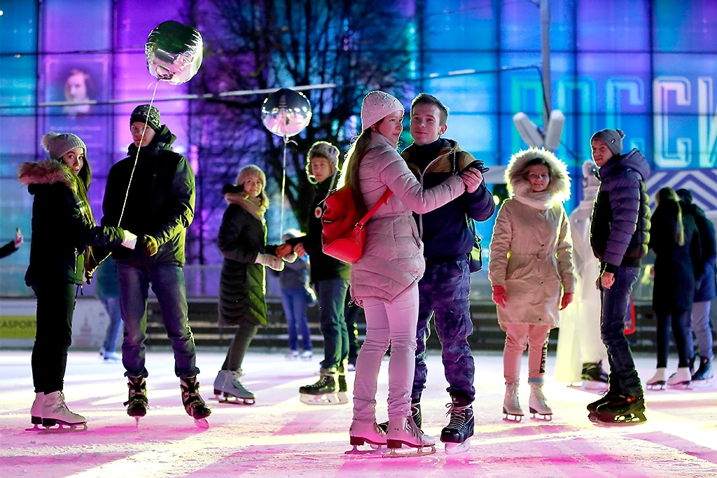 Катки в Москве в феврале — лучшие места. Фото © ТАСС / Артём Геодакян