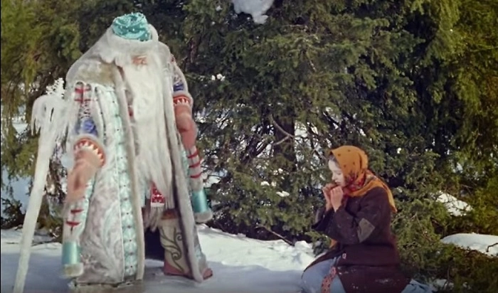 Зачем на Руси девушек оставляли одних в зимнем лесу: старинный обряд. Фото © Youtube / Киностудия Горького