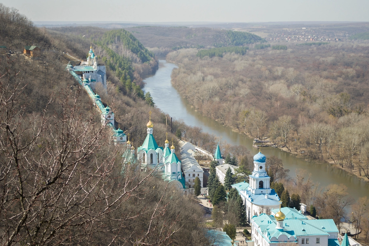 Торжество Православия 2026 — 1 марта, первый день весны. Фото © Shutterstock / FOTODOM / Viktoriia Zolotarova