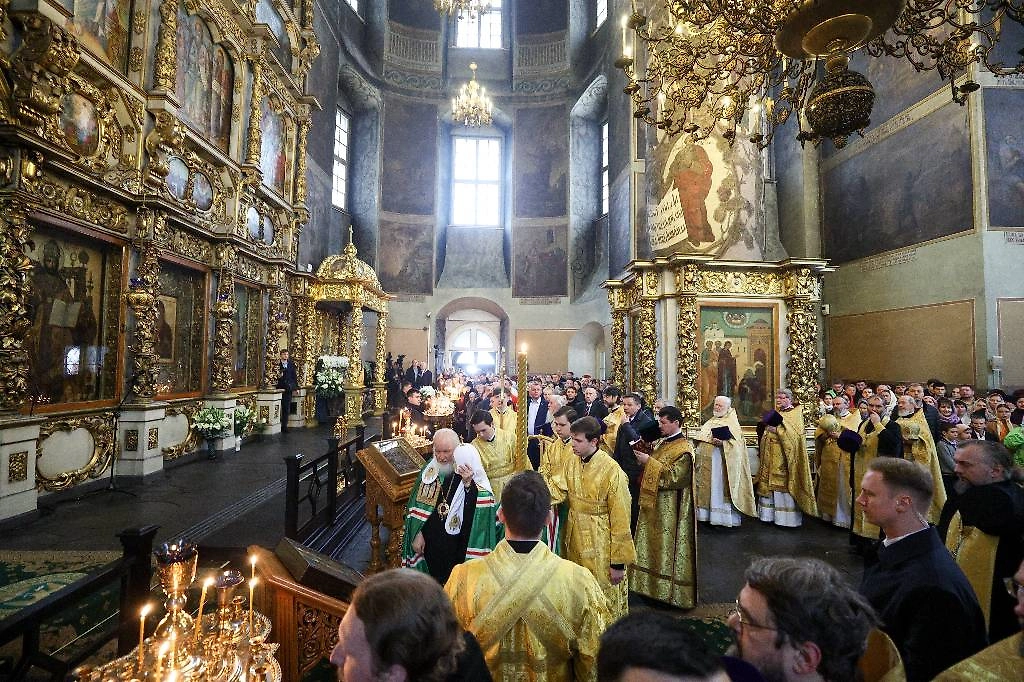 Как проходит исповедь перед причастием? Все тонкости разговора со священником. Фото © ТАСС / Софья Сандурская