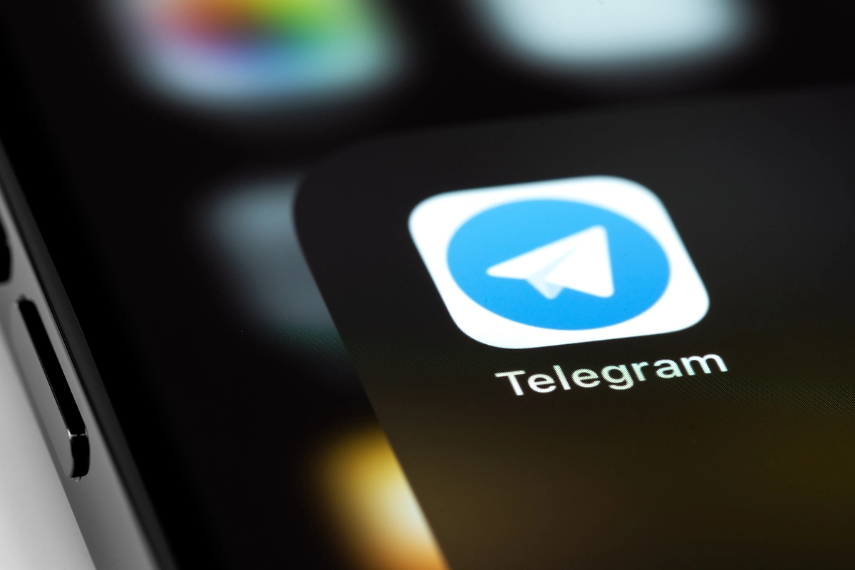 Логотип Telegram. Обложка © Shutterstock / FOTODOM / Primakov