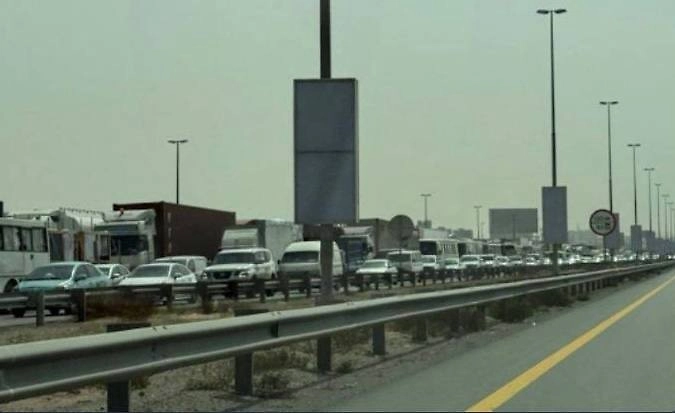 Тысячи туристов массово бегут из Дубая на фоне ударов Ирана. Фото © Telegram / Дубай ЧАТ