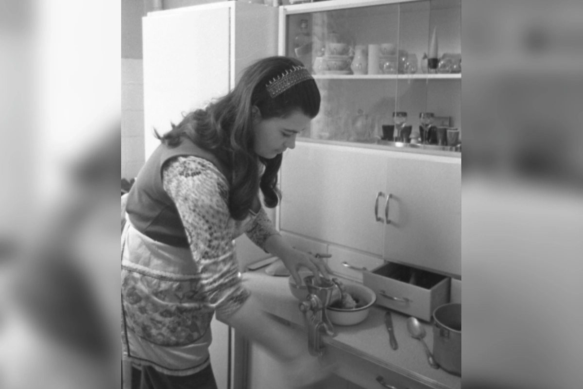 Как в СССР определяли хорошую хозяйку по кухне и кладовке. Фото © РИА Новости / Борис Кавашкин