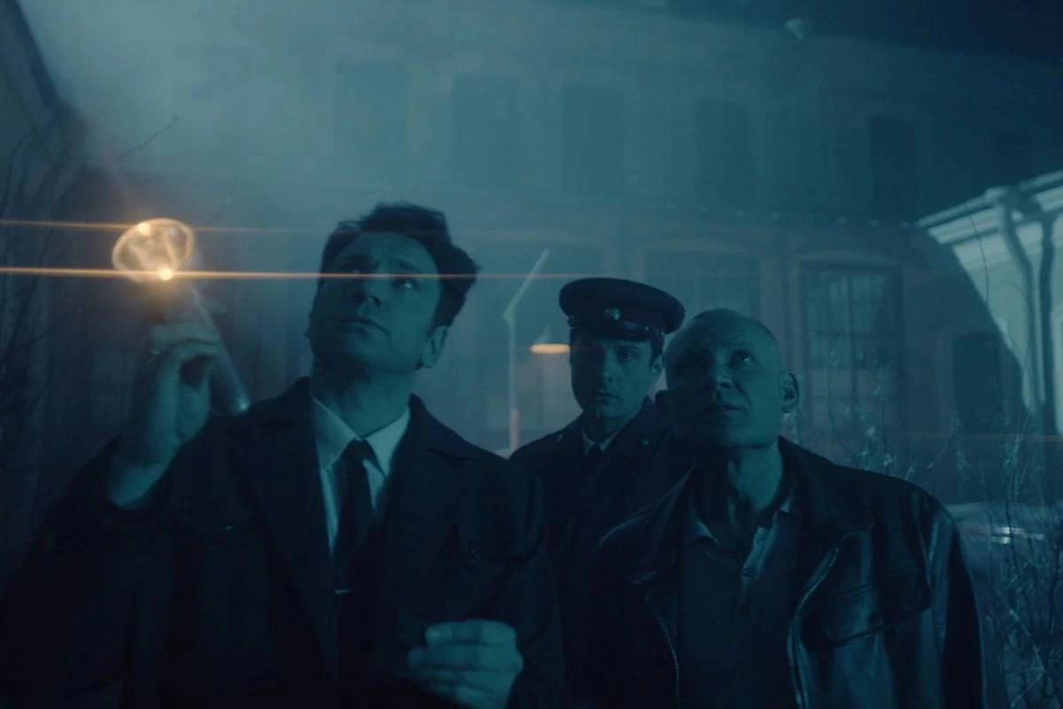 Фото © Кадр из фильма «Страх над Невой», режиссёр Илья Максимов, сценаристы Андрей Лариков, Дмитрий Каморин, Влад Малахов и др. / Kinopoisk