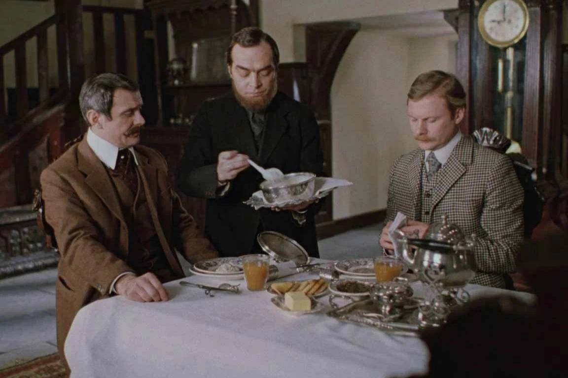 Фото © Кадр из фильма «Приключения Шерлока Холмса и доктора Ватсона: Собака Баскервилей», режиссёр Игорь Масленников, сценаристы Игорь Масленников, Артур Конан Дойл, Юрий Векслер / Kinopoisk