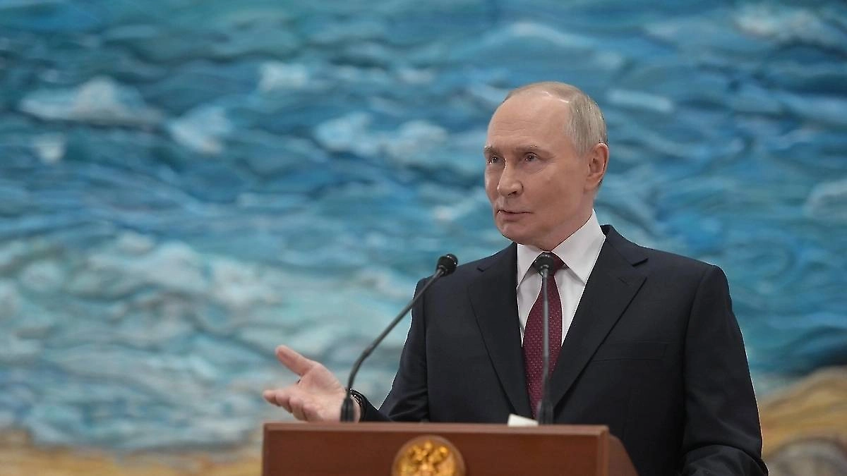 Владимир Путин. Обложка © Life.ru