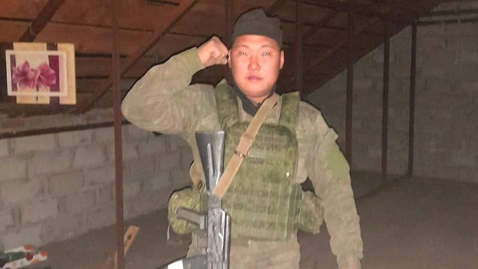 Дьулустаан Иванов. Фото © kp.ru / личный архив бойца