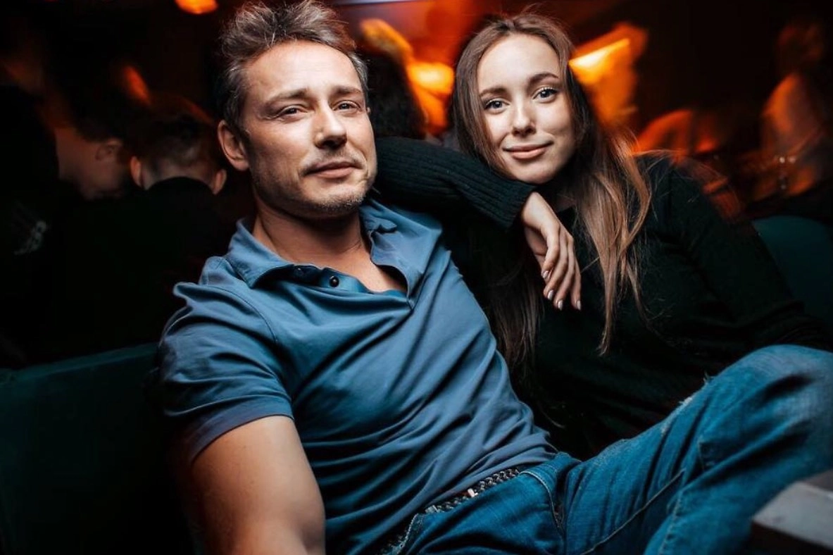 Дмитрий Исаев и его дочери: история возвращения блудного отца. Фото © Instagram (признан экстремистской организацией и запрещён на территории Российской Федерации) / dmitryisaev