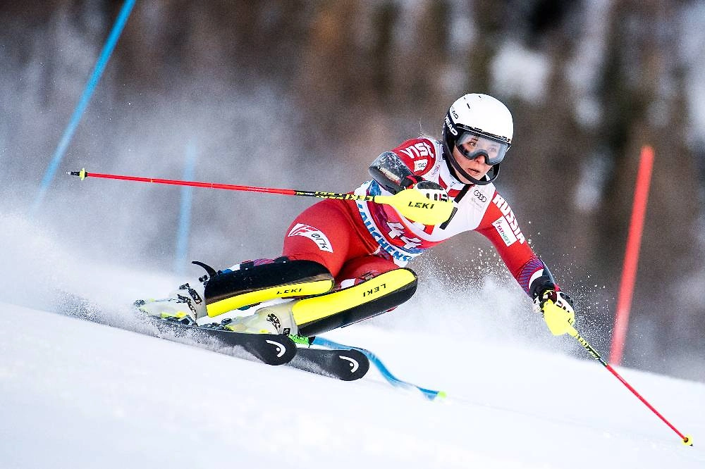 Юлия Плешкова поедет на Олимпиаду-2026, пусть и под нейтральным флагом, но все знают, что она россиянка. Фото © ТАСС / MICHAEL GRUBER