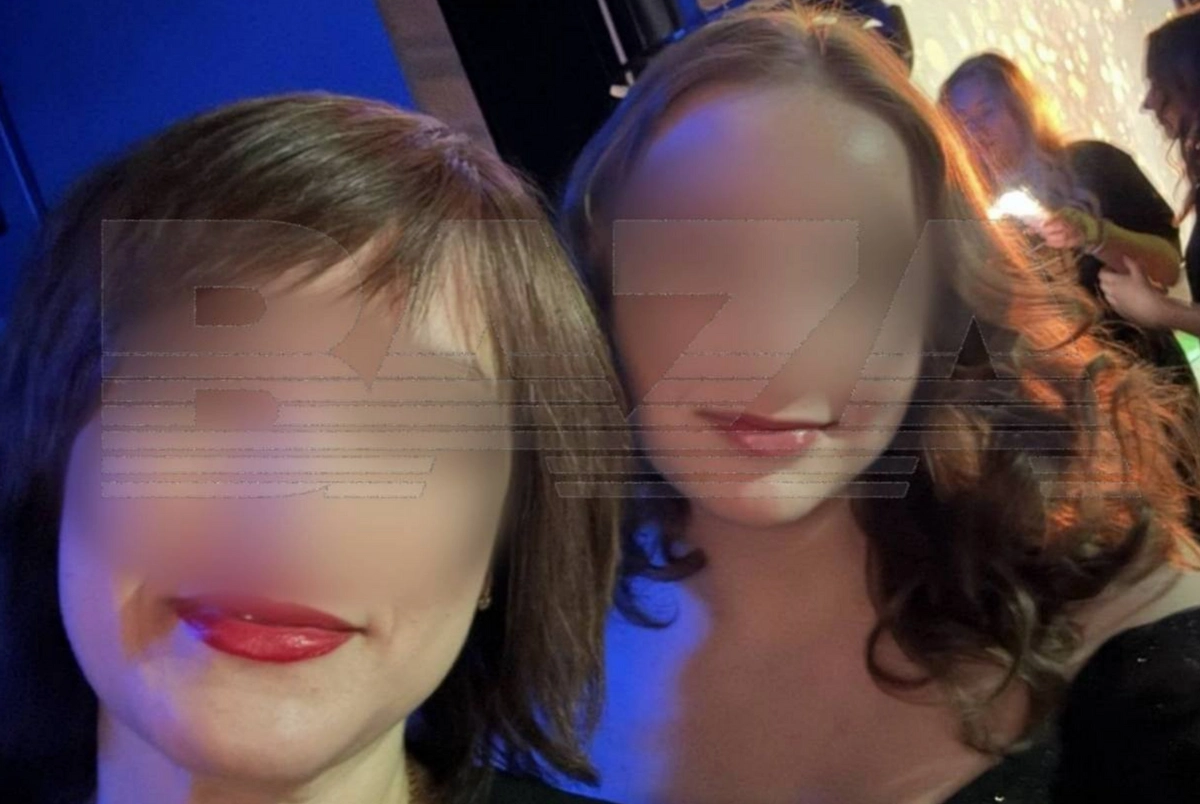 Москвичка и её дочь, пострадавшие от аферистов. Фото © Telegram / Baza