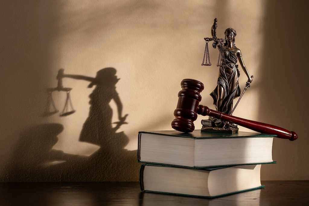 Обложка © Shutterstock / FOTODOM / MaxZolotukhin