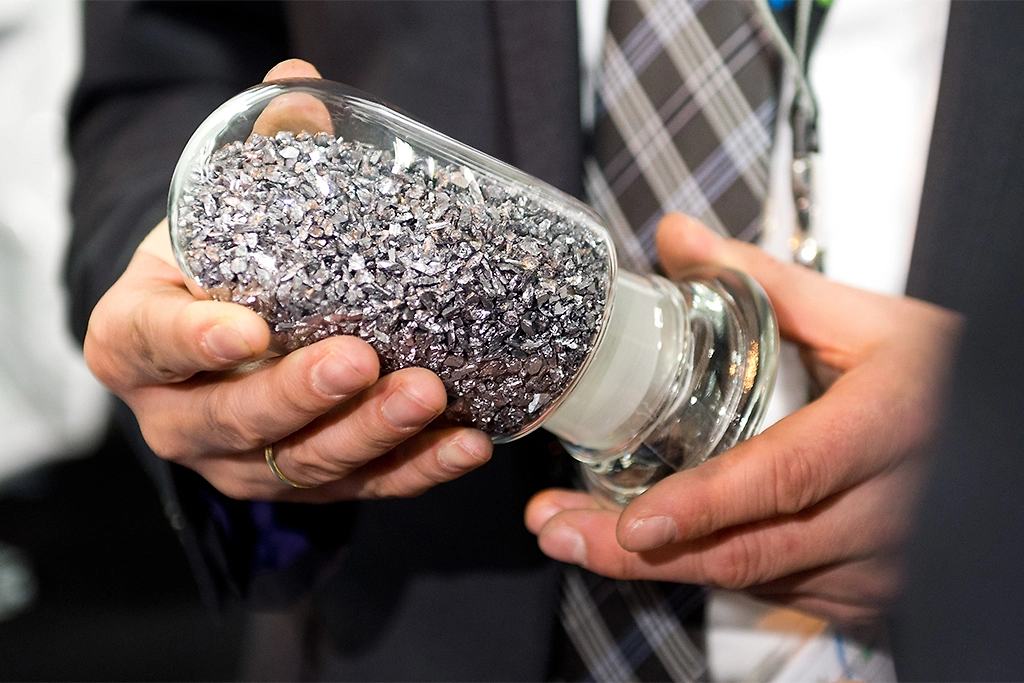 Обложка © ТАСС / Julian Stratenschulte / DPA