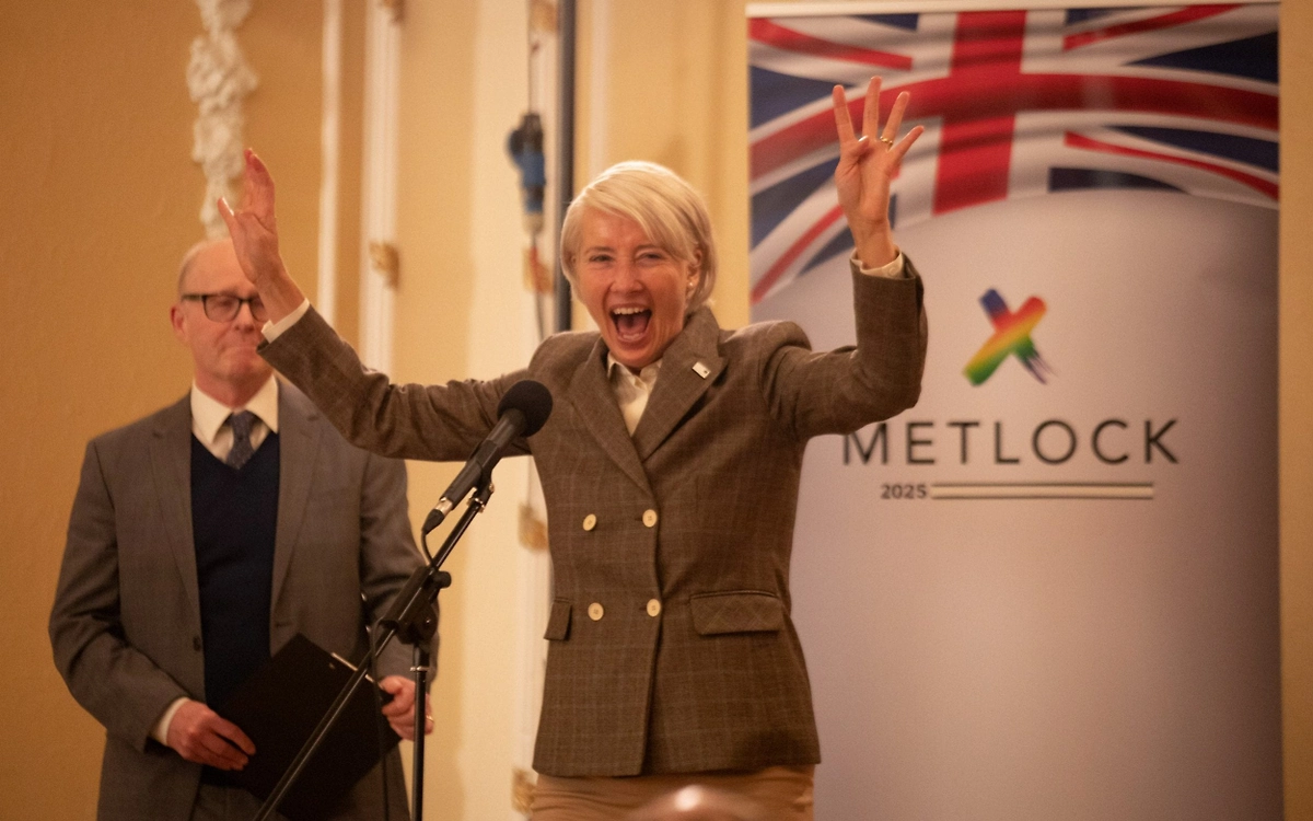 Какие пророчества из британской драмы «Годы» стали реальностью. Фото © Кадр из фильма «Годы», режиссёр Саймон Селлан Джонс и др. / Kinopoisk