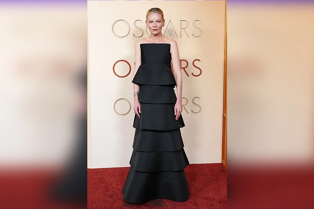 «Оскар-2026»: самые неудачные наряды звёзд на красной дорожке. Фото © ТАСС / AP / Jordan Strauss