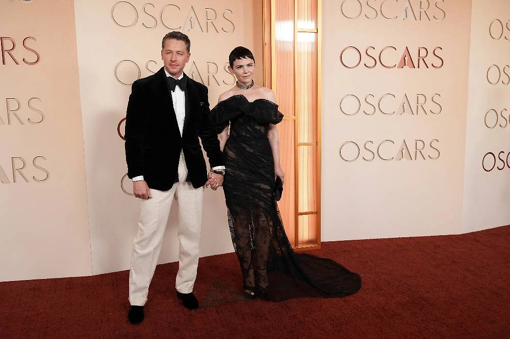 Красная дорожка «Оскара» 2026 года: кто выглядел хуже всех. Фото © ТАСС / AP / Gregory Bull