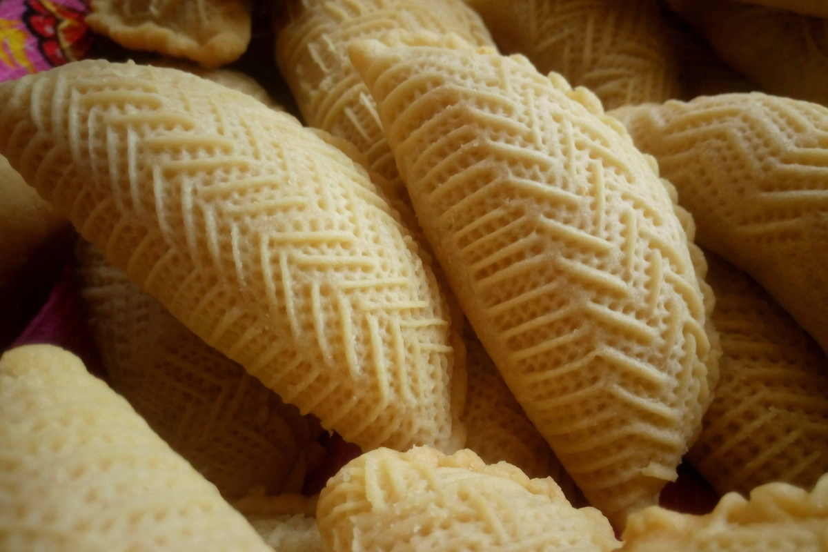 Шакербура — персидский десерт. Фото © Wikipedia / Liya Pyatakova