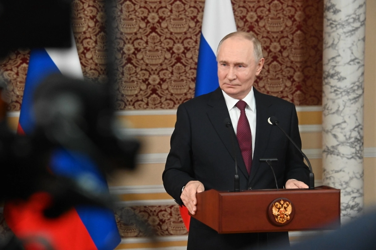 Путин: &laquo;Сад памяти&raquo; призван воспитывать молодежь на духовно-нравственных идеалах