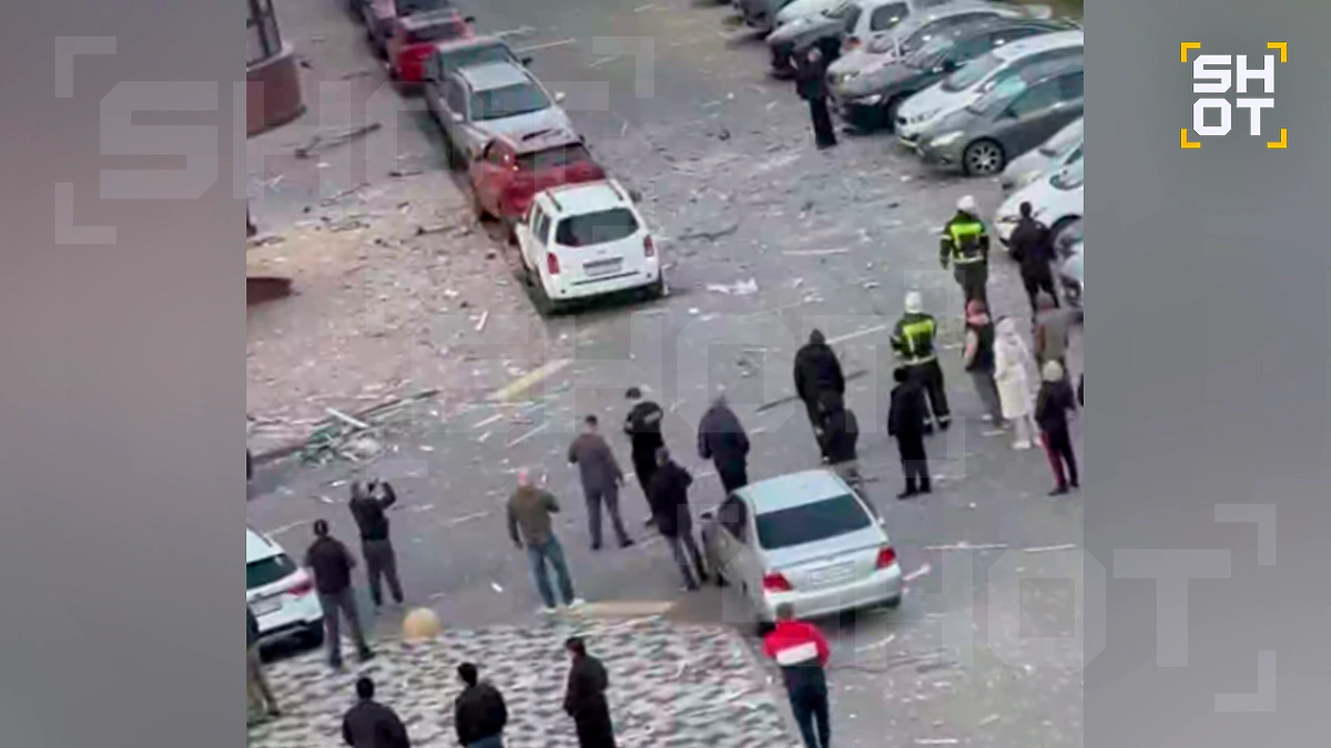 Беспилотник ВСУ врезался в ещё одну высотку в западной части Краснодара. Фото © SHOT