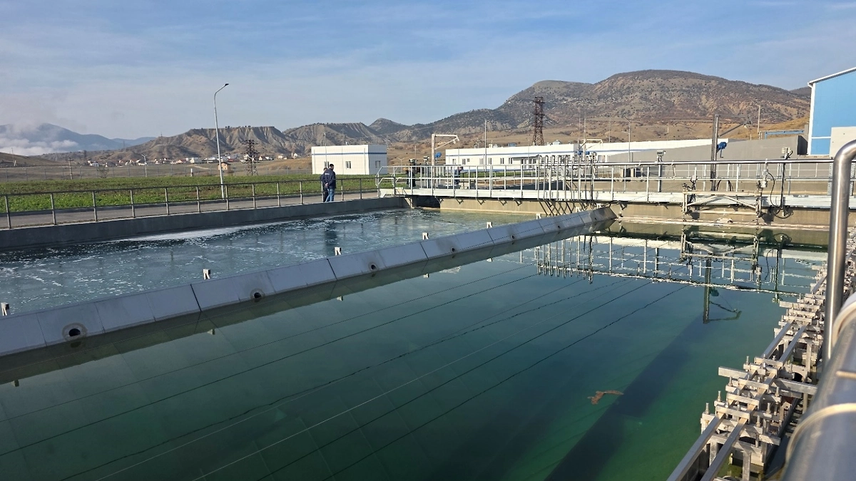 Завершилась масштабная реконструкция канализационных очистных сооружений в поселке Миндальное, расположенном в городском округе Судак. Фото © Life.ru