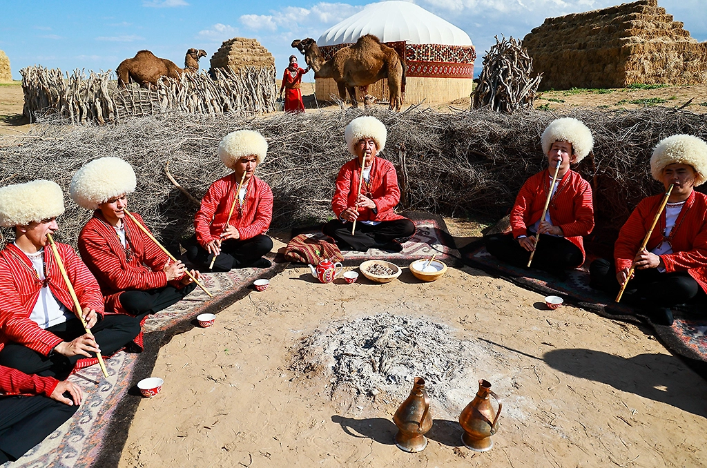 Праздник Навруз 2026: история самого старого праздника в мире. Фото © ТАСС / Владимир Смирнов